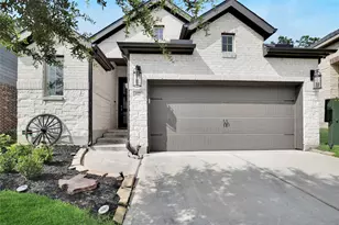 122 Hidden Peak Dr, Montgomery, TX 77316 - Photo 1