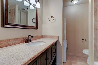 1201 McDuffie Street #207, Houston, TX 77019 - Photo 5