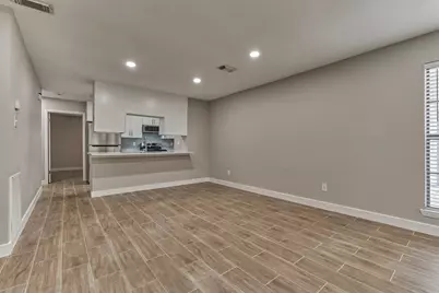 88 W White Willow Circle, The Woodlands, TX 77381 - Photo 7
