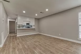 88 W White Willow Cir, The Woodlands, TX 77381 - Photo 7