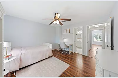 15814 Fleetwood Oaks Drive, Houston, TX 77079 - Photo 31