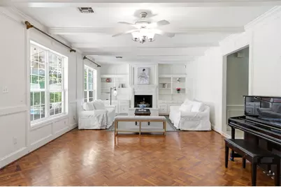 15814 Fleetwood Oaks Drive, Houston, TX 77079 - Photo 11