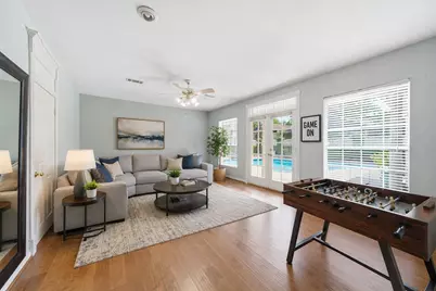 15814 Fleetwood Oaks Drive, Houston, TX 77079 - Photo 5
