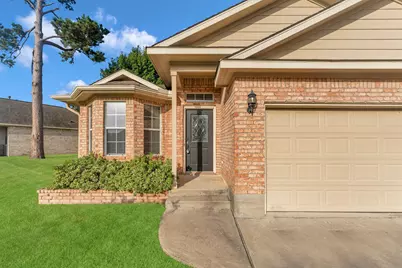 135 Snug Harbor Drive, Conroe, TX 77356 - Photo 1