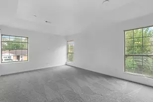 5747 Fontenelle Dr, Houston, TX 77035 - Photo 11