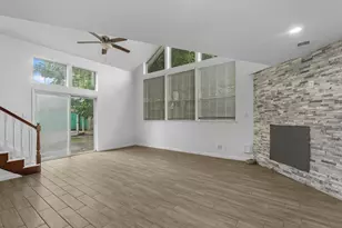 5747 Fontenelle Dr, Houston, TX 77035 - Photo 7