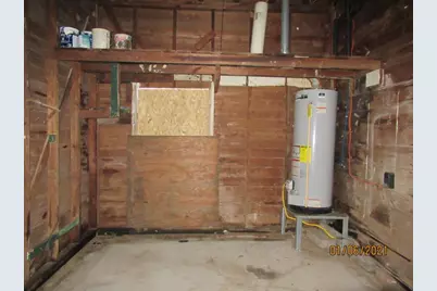 318 Circle Way Street, Lake Jackson, TX 77566 - Photo 9