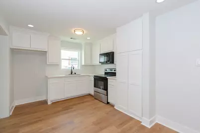 218 Evans Street, Angleton, TX 77515 - Photo 9