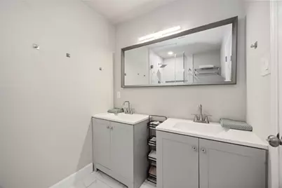 12119 Spring Grove Drive, Houston, TX 77099 - Photo 17