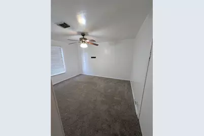 2211 Ella Boulevard, Houston, TX 77008 - Photo 7