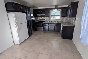 2211 Ella Blvd, Houston, TX 77008 - Photo 9