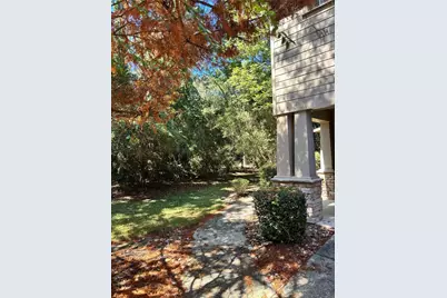 16 Scarlet Woods Court, The Woodlands, TX 77380 - Photo 3