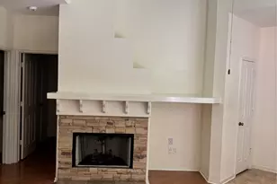 16 Scarlet Woods Ct, The Woodlands, TX 77380 - Photo 5