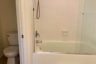 16 Scarlet Woods Ct, The Woodlands, TX 77380 - Photo 13