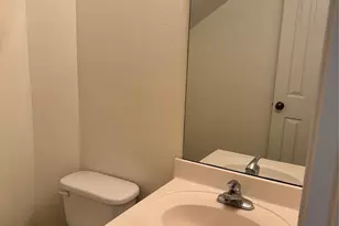 16 Scarlet Woods Ct, The Woodlands, TX 77380 - Photo 9