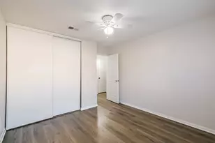 11983 Bob White Dr, Houston, TX 77035 - Photo 23