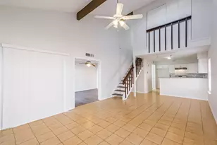 11983 Bob White Dr, Houston, TX 77035 - Photo 5