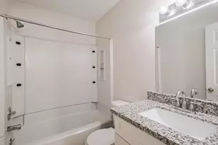 11983 Bob White Dr, Houston, TX 77035 - Photo 21