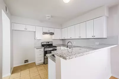 11983 Bob White Drive #17-852, Houston, TX 77035 - Photo 9