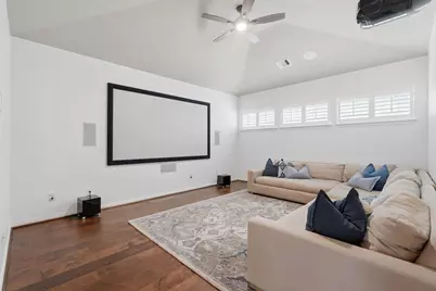 147 W Crystal Canyon Circle, The Woodlands, TX 77389 - Photo 23