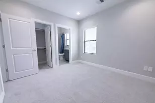10806 Warwana Rd, Houston, TX 77043 - Photo 13