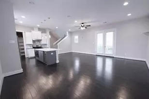 10806 Warwana Rd, Houston, TX 77043 - Photo 5