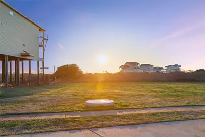 25730 Bay Breeze Drive, Galveston, TX 77554 - Photo 5