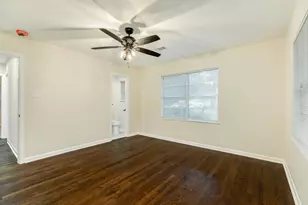 902 Brockman St, Sweeny, TX 77480 - Photo 21