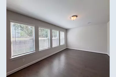 10707 Centre Forest Drive, Houston, TX 77043 - Photo 9