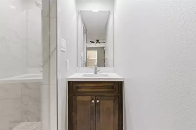 430 B N Hutcheson Street, Houston, TX 77003 - Photo 9