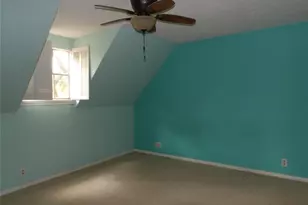 101 Rose Trail, Lake Jackson, TX 77566 - Photo 11