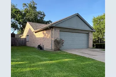 4039 Blacksmith Lane, Sugar Land, TX 77479 - Photo 3