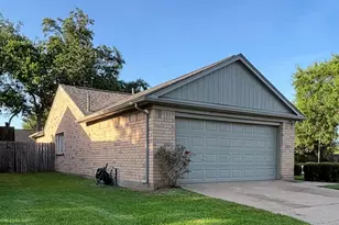 4039 Blacksmith Ln, Sugar Land, TX 77479 - Photo 3