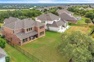 148 Jacksdaw Dr, Austin, TX 78737 - Photo 49
