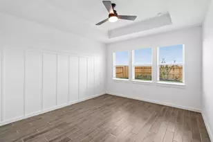 12406 Old Fashion Cir, Mont Belvieu, TX 77535 - Photo 11