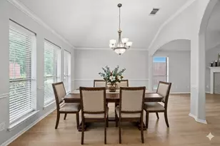 12307 Green Trails Dr, Stafford, TX 77477 - Photo 5