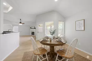 12307 Green Trails Dr, Stafford, TX 77477 - Photo 13