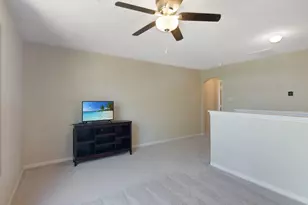 22527 Hamlet Park Ct, Spring, TX 77373 - Photo 17