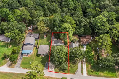 1745 E Pine Lake Circle, Conroe, TX 77316 - Photo 13