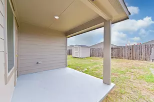 3930 Hawaiian Ct, Baytown, TX 77521 - Photo 19