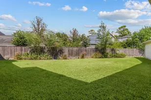 1214 Gray Moss Ln, Houston, TX 77055 - Photo 43