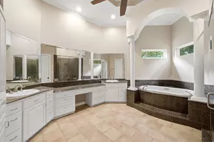 3907 N Rondelet Dr, Spring, TX 77386 - Photo 29