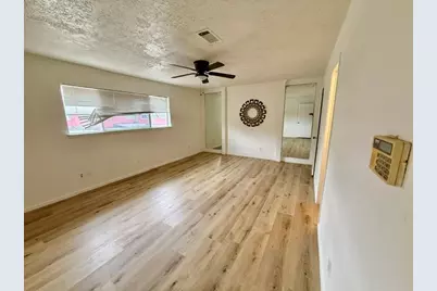 13527 Castilian Drive #1, Houston, TX 77015 - Photo 9