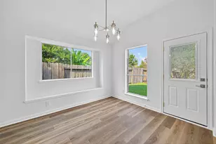 11210 Stoney Meadow Dr, Houston, TX 77095 - Photo 9