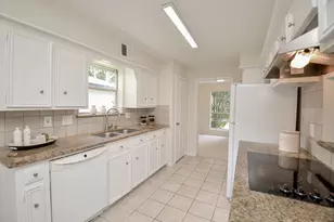 14026 Overbrook Ln, Houston, TX 77077 - Photo 13