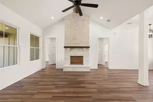 103 Pueblo Dr, Caldwell, TX 77836 - Photo 13