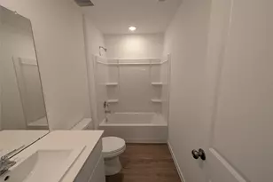 1502 Gentle Wind Ct, Angleton, TX 77515 - Photo 7