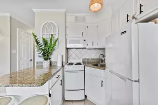 6102 Seawall Blvd, Galveston, TX 77551 - Photo 21