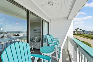 6102 Seawall Blvd, Galveston, TX 77551 - Photo 15