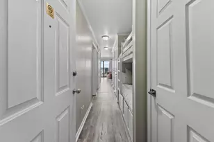 6102 Seawall Blvd, Galveston, TX 77551 - Photo 3